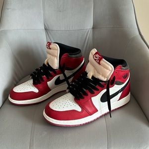 Nike Air Jordan 1 Retro OG Chicago Lost & Found - boys size 7Y
